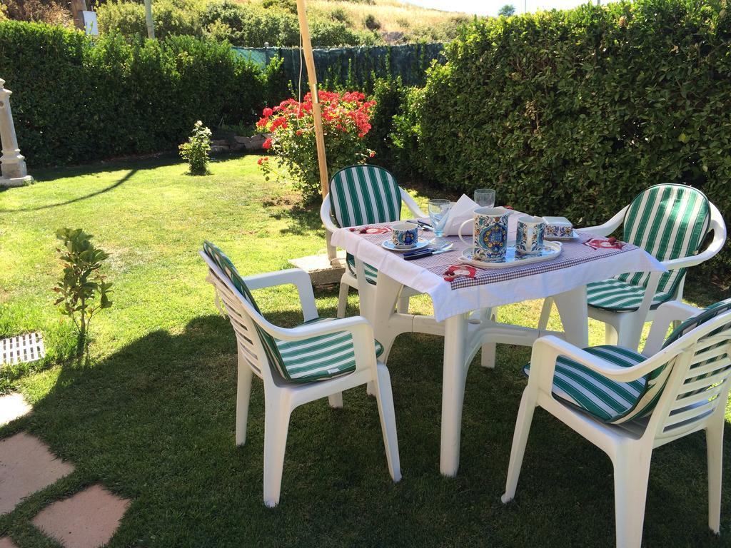 Sa Mariposa Bed & Breakfast Ittiri Dış mekan fotoğraf